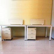 <b>北京办公家具办公桌简约现代4人位职员电脑桌椅</b>